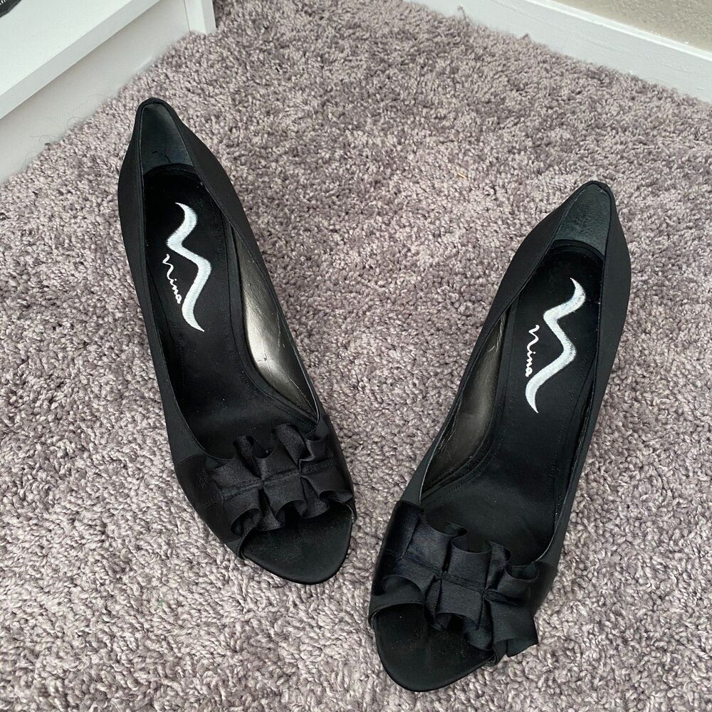 NINA Black Ruffle Satin Formal Bridesmaid Evening Ruffle Open Toe Heels Size 10 - Picture 1 of 13